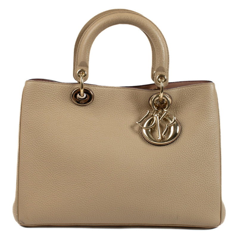 Authentic second hand Christian Dior Beige Medium Diorissimo Bag on Labellov.com