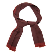 Secondhand Hermès scarf-tie for the best price at Labellov webshop. Safe and secure online shopping with 100% authenticity. Seconde main Hermès cravate-foulard pour le meilleur prix.