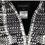 Chanel Black & White Checked Tweed Jacket - Size FR 42