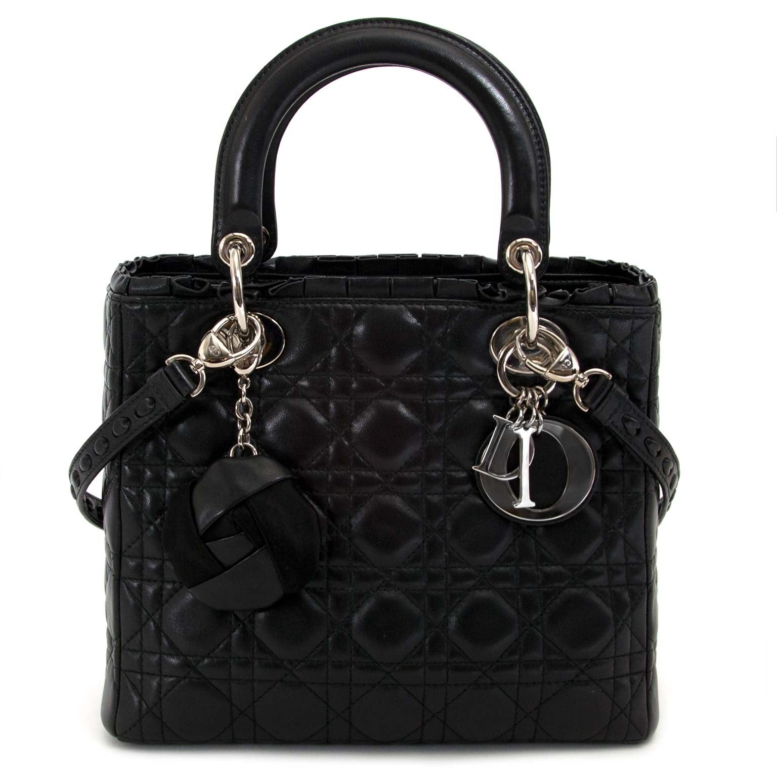 Tweedehands Christian Dior Lady Dior Black Medium Bag nu te koop bij labellov aan de beste prijs