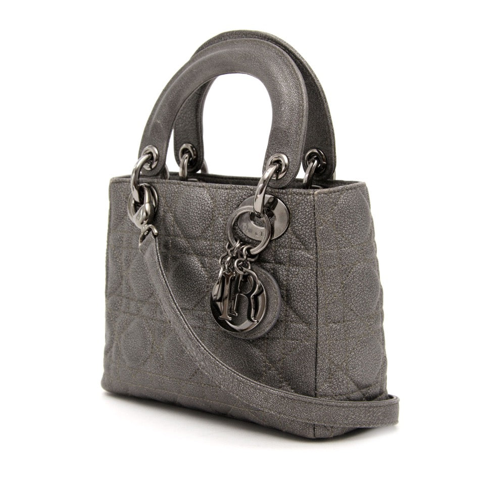 Acheter secure en ligne des sac Dior Grey Patent Quilted Mini Lady Bag