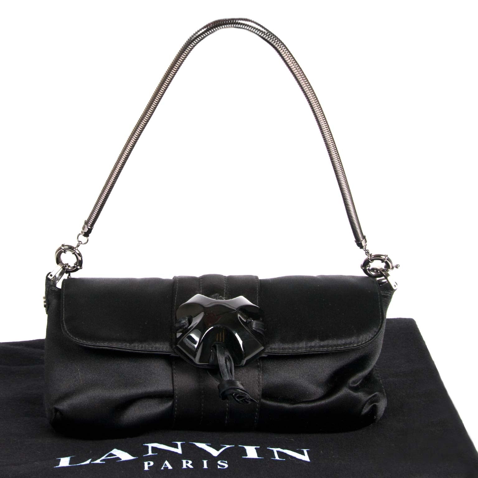 koop Lanvin Black Satin Flap Clutch bij labellov antwerpen