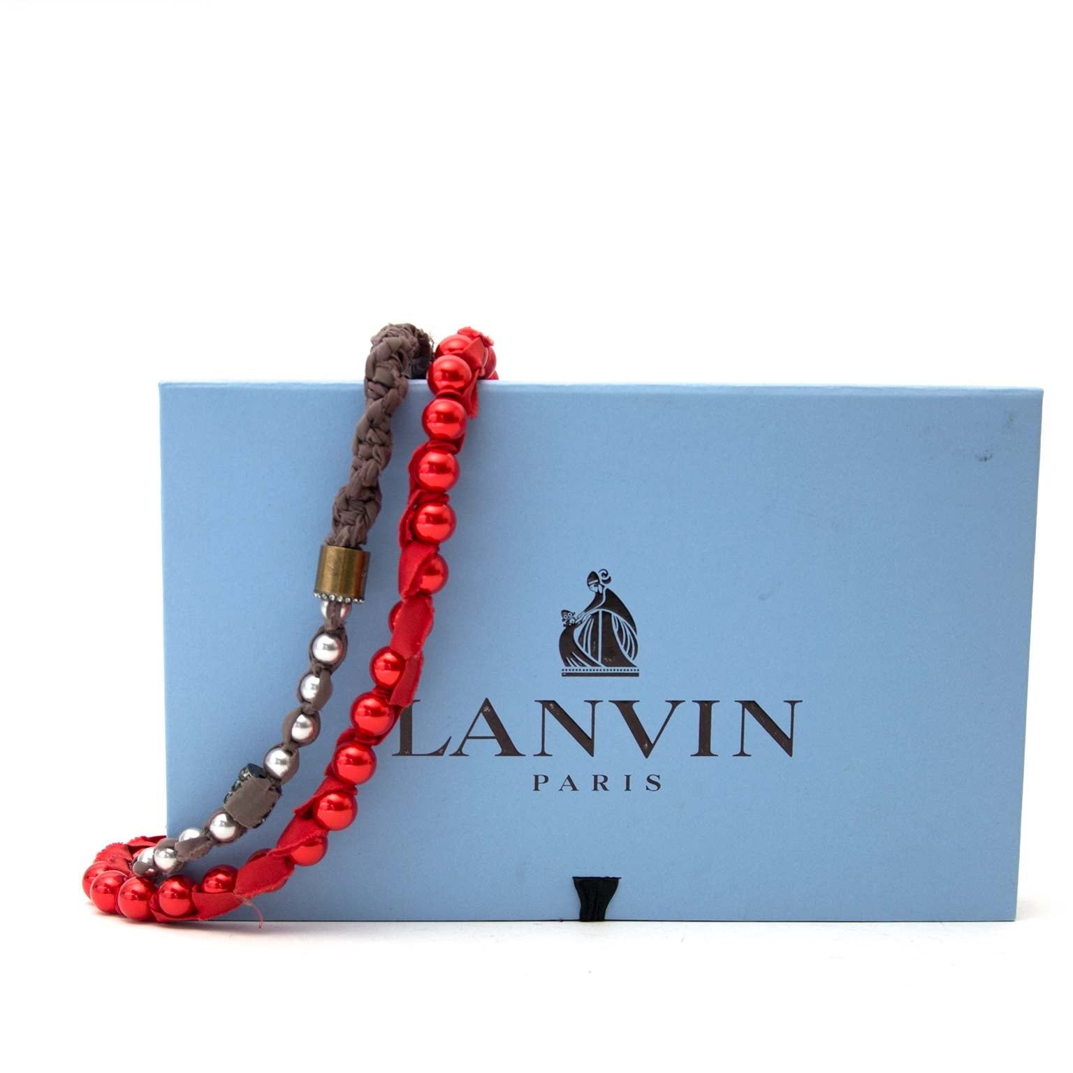 Lanvin Red & Taupe Bead Ribbon Necklace Buy authentic designer Lanvin secondhand Necklace at Labellov at the best price. Safe and secure shopping. Koop tweedehands authentieke Lanvin halsketting bij designer webwinkel labellov.