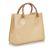Buy an authentic second hand Gucci Vintage Cream Diana Bamboo Leather Top Handle in very good condition at Labellov