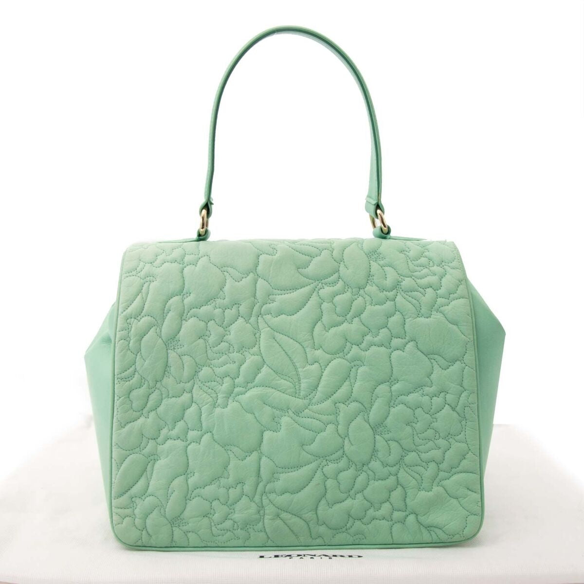 Compra una cartera de Leonard muy en moda para el precio correcto en LabelLOV.