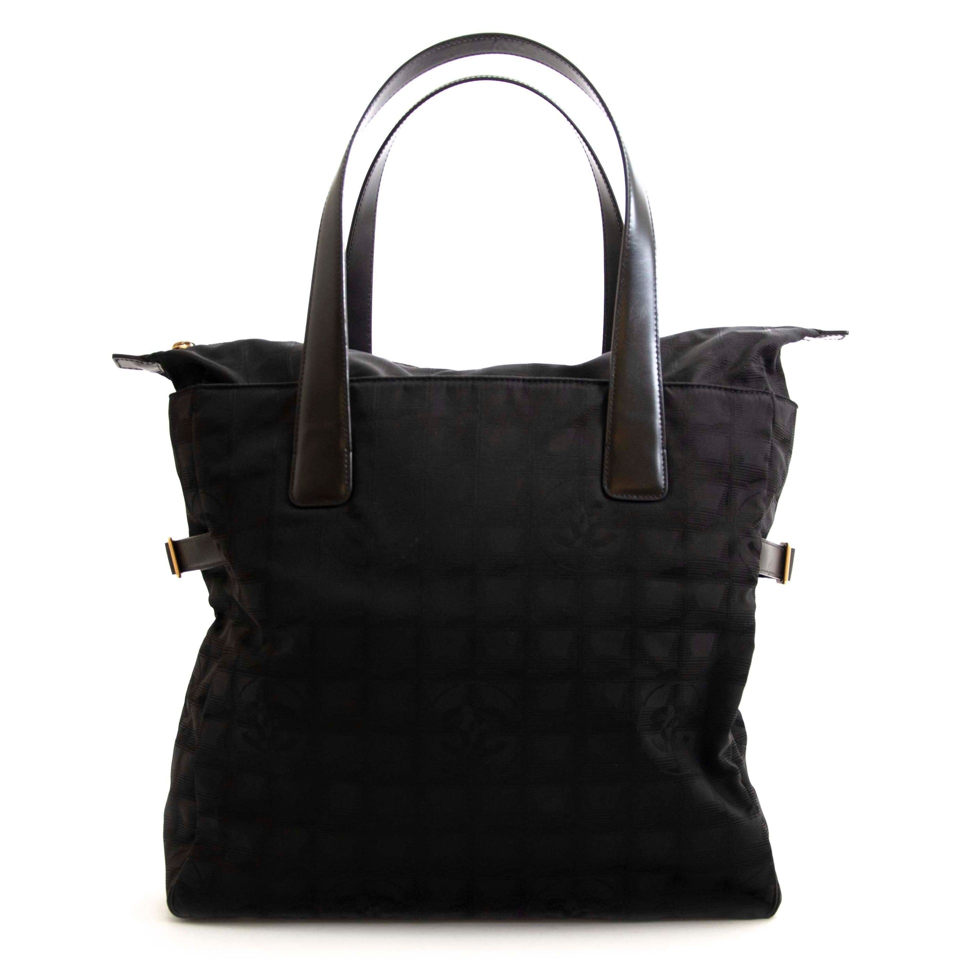 Chanel CC Travel Line Black Nylon/Leather Shoulder Bag MM