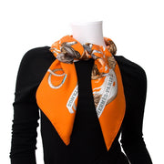 Vintage Hermès carré silk scarf for the best price at Labellov webshop. Safe and secure online shopping with 100% authenticity. Vintage Hermès carré de soie foulard pour le meilleur prix.