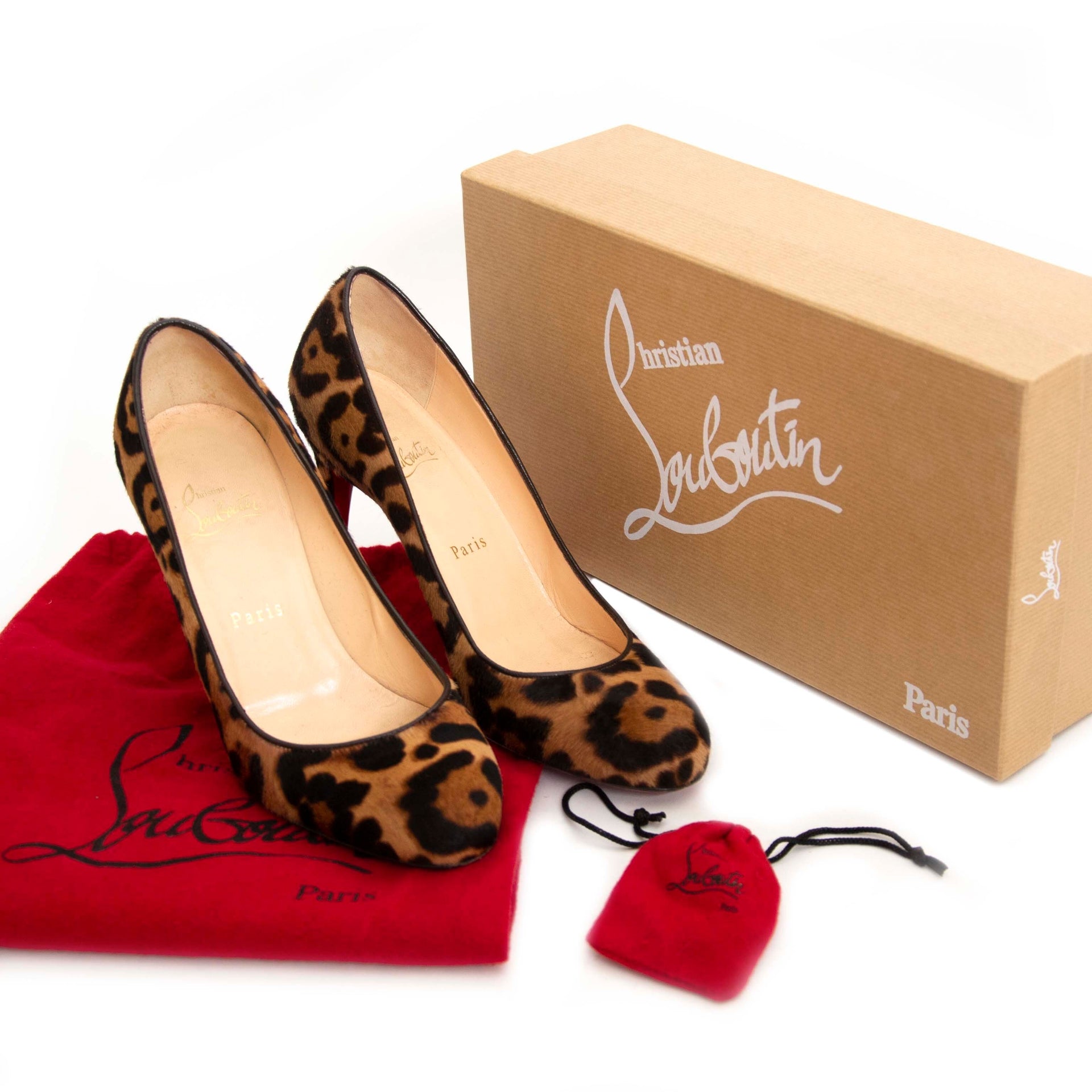 Now for sale at labellov.com for the best price.