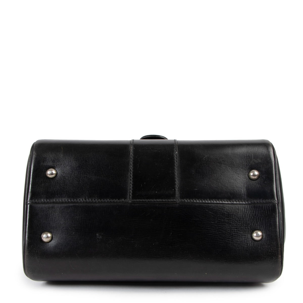 Shop now for your pre-loved, 100% authentic Delvaux bags, at Labellov.