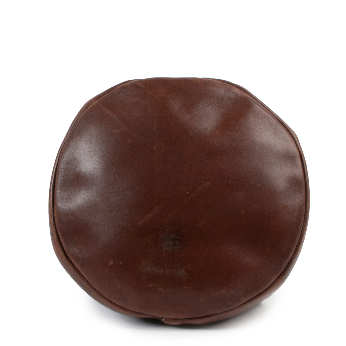 shop now for your pre-loved, 100% authentic Deux De Delveaux Brown Grained Leather Bucket Bag , at Labellov in Antwerp.