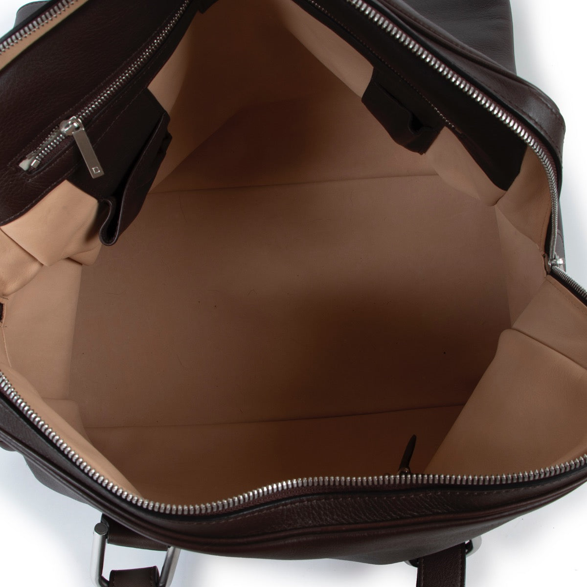 Buy an authentic second hand Delvaux Chocolat Brown Givry City Bag in very good condition at Labellov