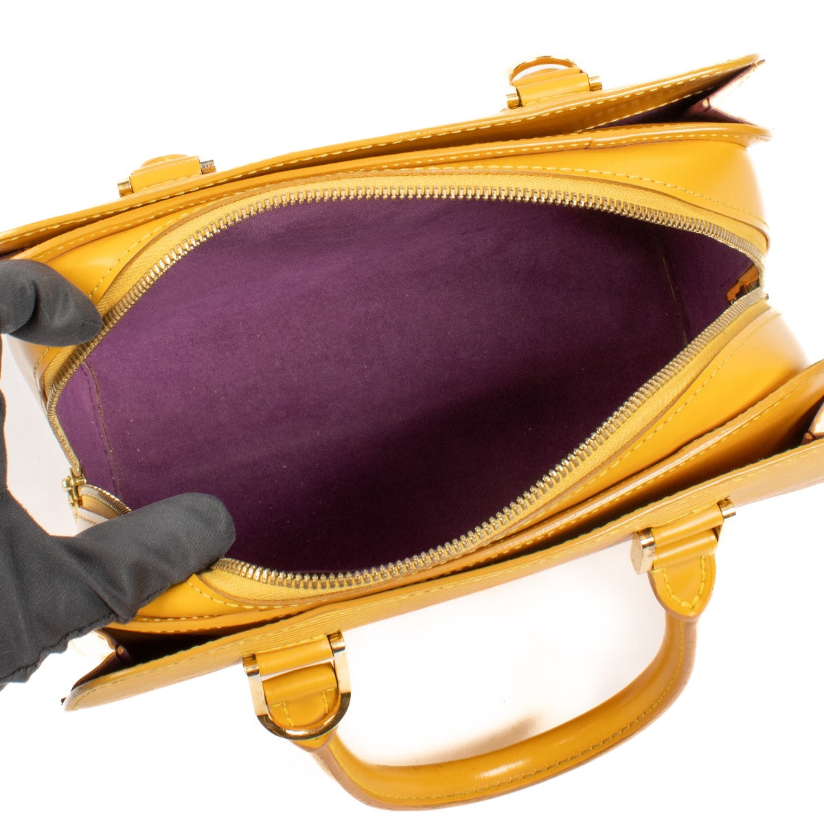 100% authentic pre lovedLouis Vuitton Yellow Epi Leather Pont Neuf Top Handle on Labellov.com