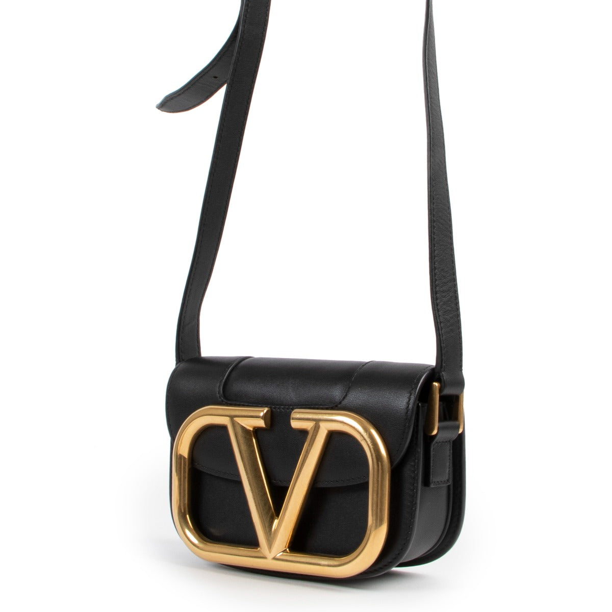 Preloved Valentino Supervee bag in very good condition