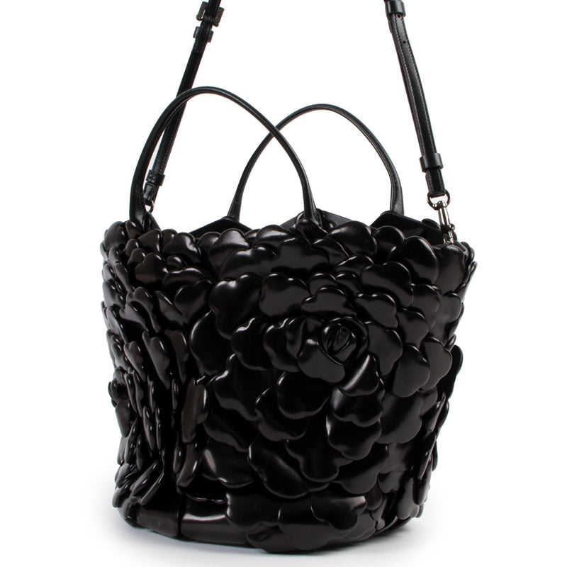 shop authentic second hand luxury high end designer Valentino Garavani 03 Rose Edition Atelier Bucket Bag at Labellov