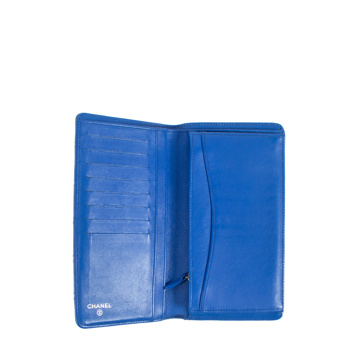 Portefeuille long classique Chanel en cuir verni bleu