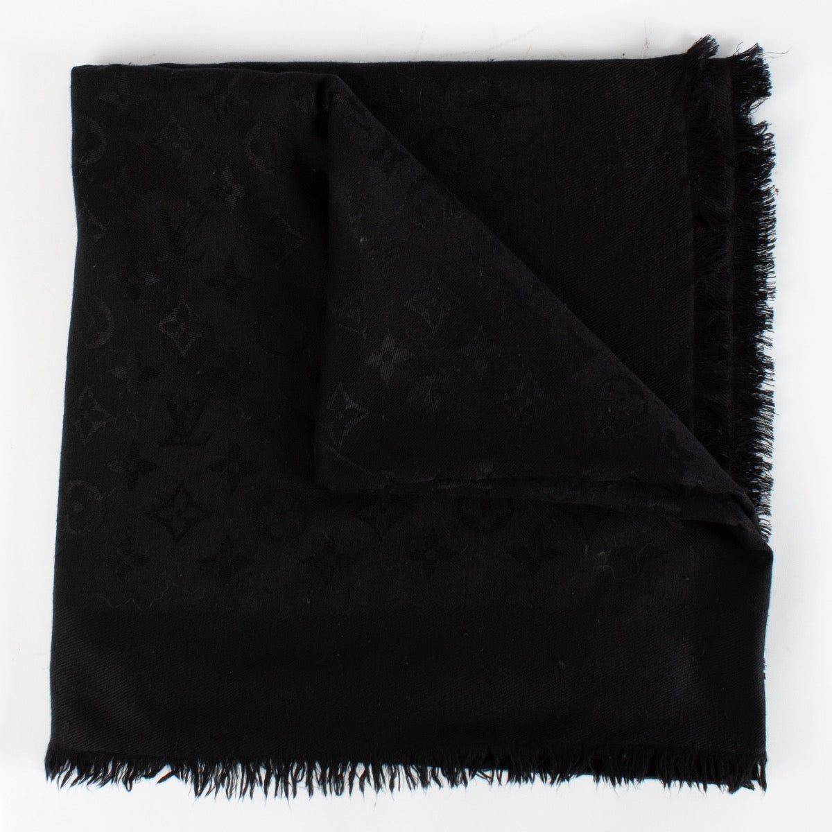 shop 100% authentic second hand Louis Vuitton Black Monogram Classic Shawl on Labellov.com