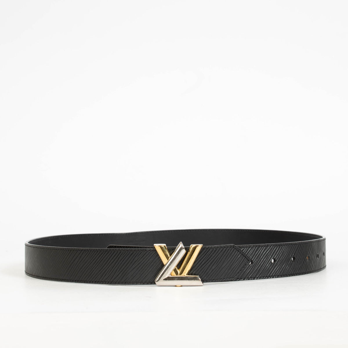 Authentic pre-loved Louis Vuitton Black Epi Twist 30mm Belt on Labellov.com