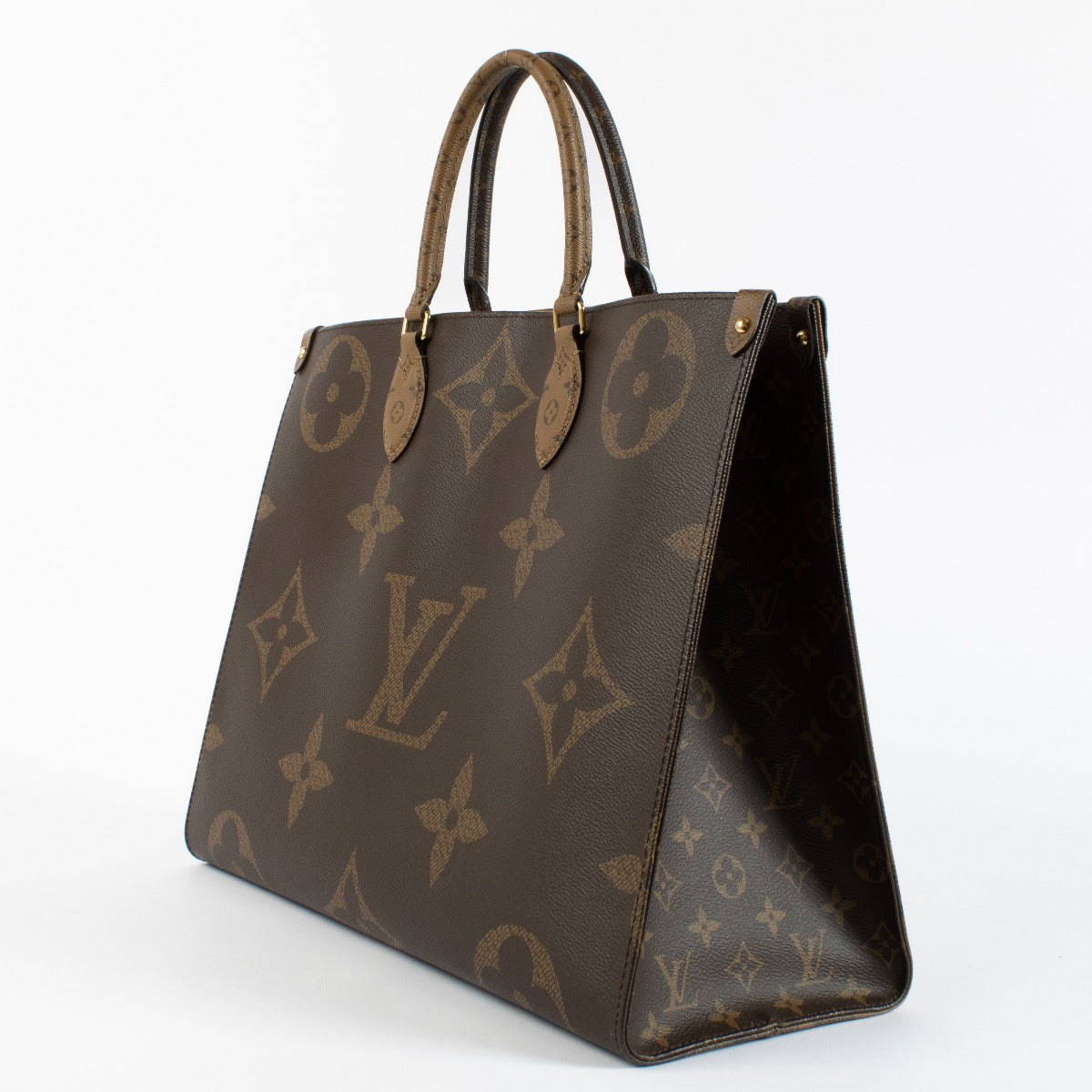 Authentic pre-loved Louis Vuitton OnTheGo GM Bag on Labellov.com