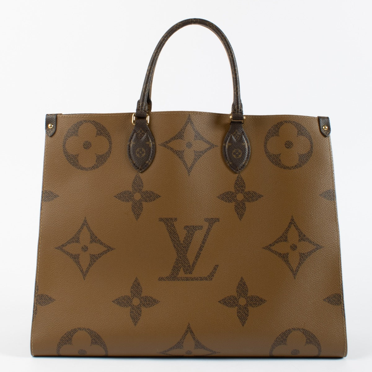 Authentic pre-loved Louis Vuitton OnTheGo GM Bag on Labellov.com