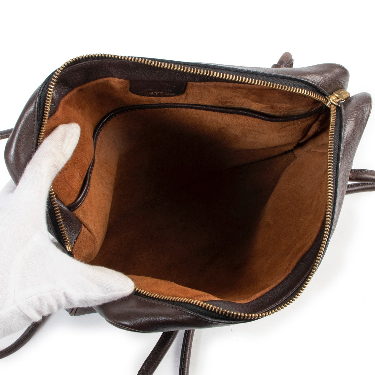 Buy authentic secondhand Delvaux brown Shoulderbag at the right price at Labellov vintage webshop.
