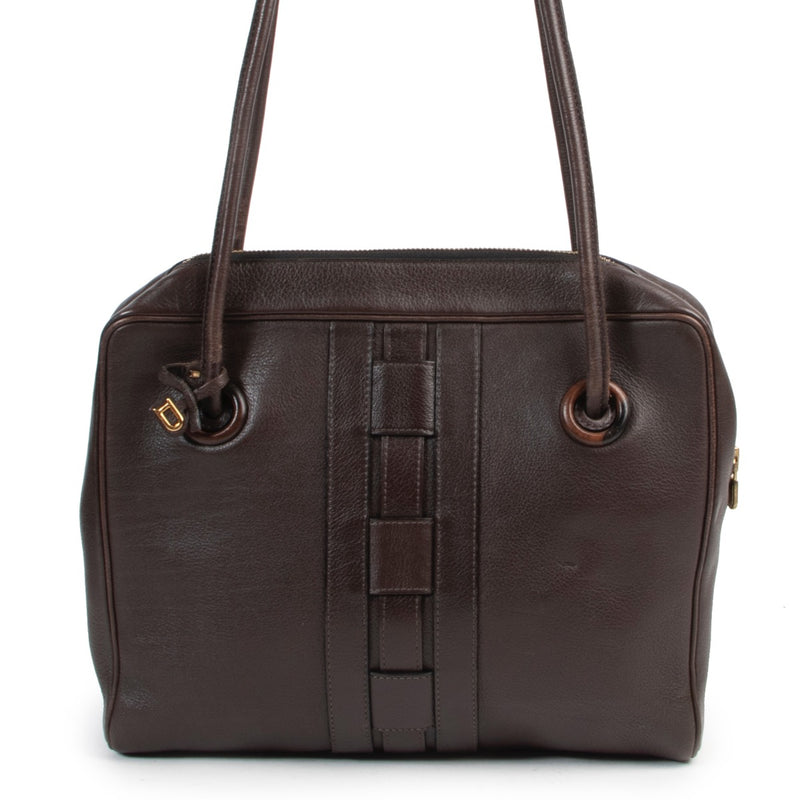 Buy authentic secondhand Delvaux brown Shoulderbag at the right price at Labellov vintage webshop.