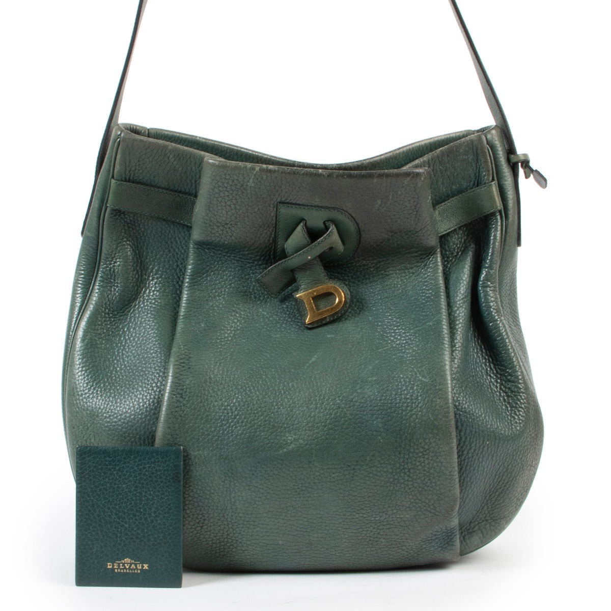 Buy these Delvaux Green Shoulder bag for a reasonable price at Labellov online or in store. Koop deze Delvaux Green Shoulder bag voor een redelijke prijs bij Labellov online of in de winkel.