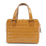 Shop safe online 100% authentic second hand Chanel Mustard Pantent Leather Top Handle Bag in very good condition at the right price at Labellov in Antwerp.