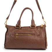 Veilig online shoppen bruine Prada schouder tas.