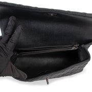 Shop safe online 100% authentic second hand Chanel Black Quilted Caviar Leather Coco Handle in excellent, as new condition at the right price at Labellov in Antwerp.