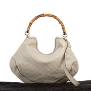 Get this Gucci Ivory Guccissima Peggy Bamboo Bag at Labellov online or in store at the Verlatstraat Antwerp in very good condition