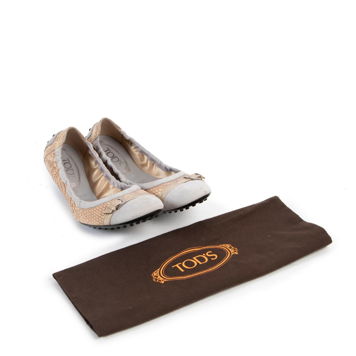Buy shoes at Labellov such as these Tod's Beige Ballerina Flats - Size 40 online or in store at Labellov Antwerp
