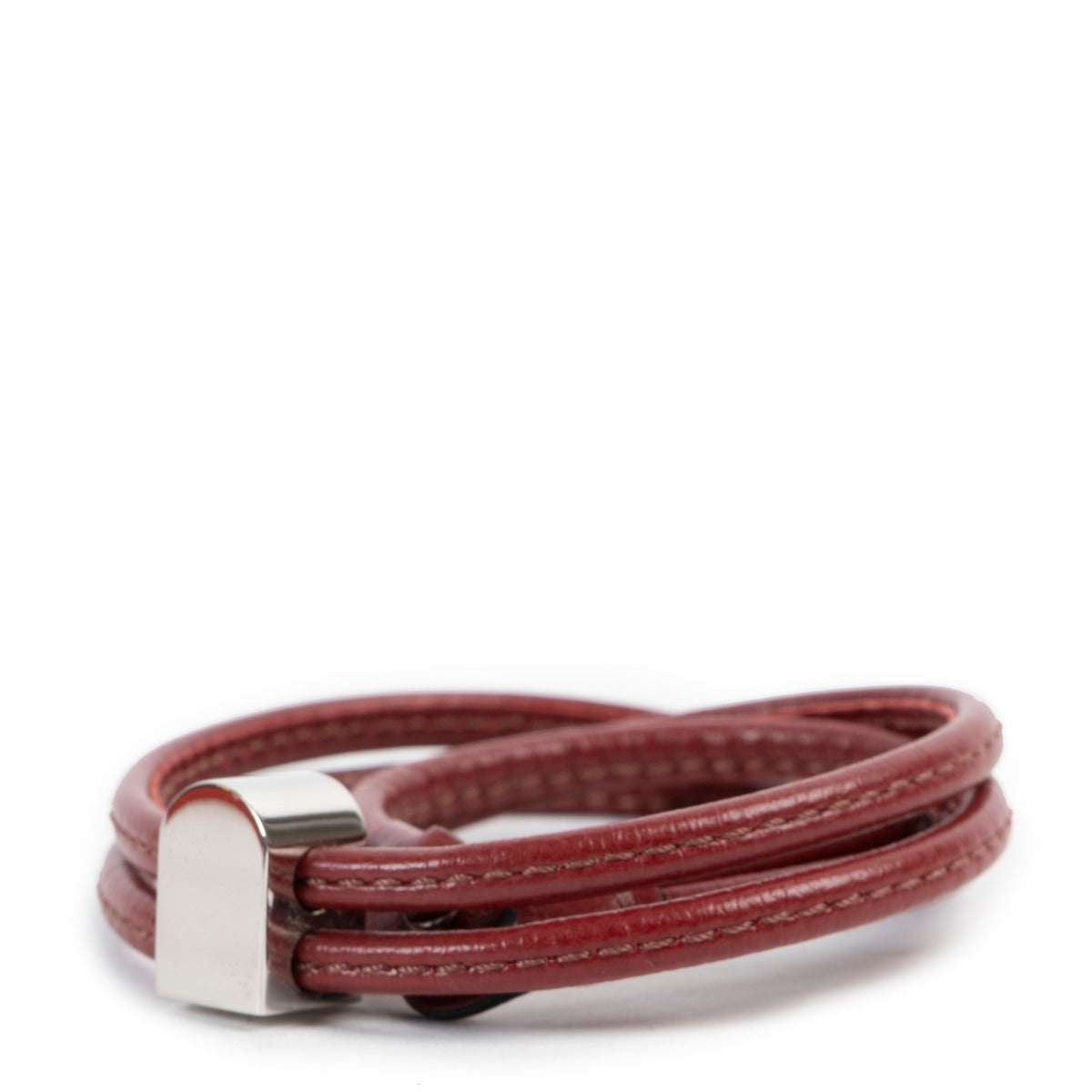 Delvaux Red Leather Necklace at Labellov online or in store available for a reasonable price and in good condition. Get them now!