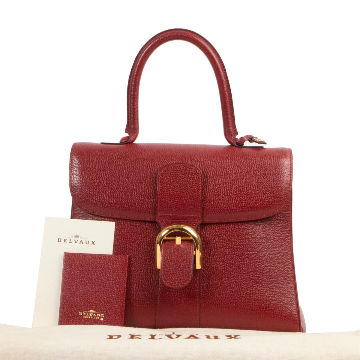 Delvaux Red Brillant MM jumping at Labellov online or in store available for a reasonable price and in good condition. Get them now!