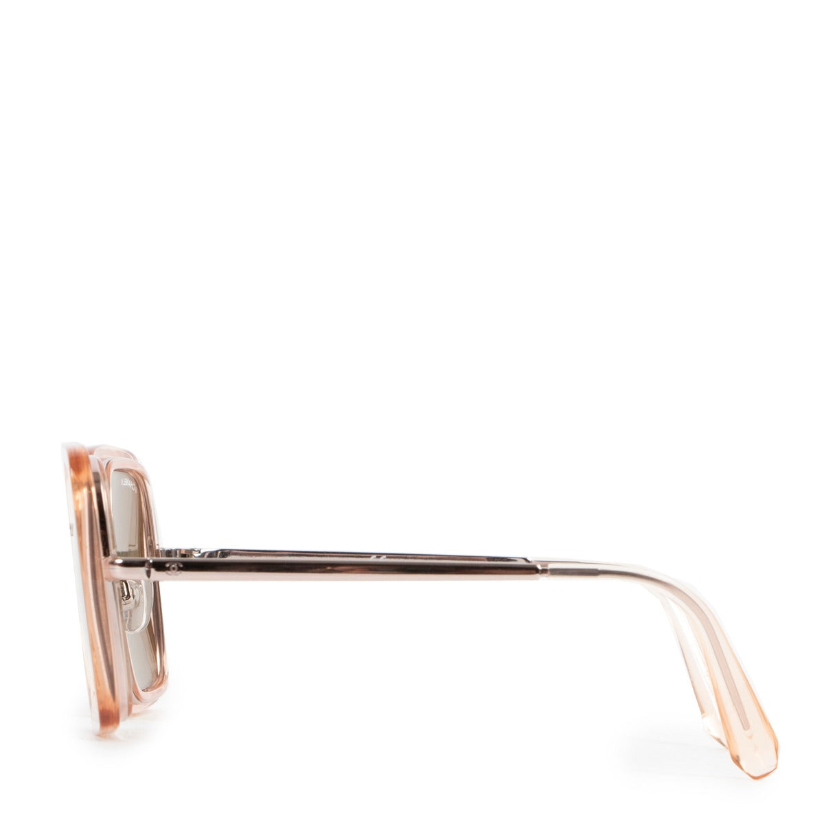Buy these Chanel Pink Sunglasses in very good condition, with small sign of use for a reasonable price. Buy them online or in store at Labellov Antwerp