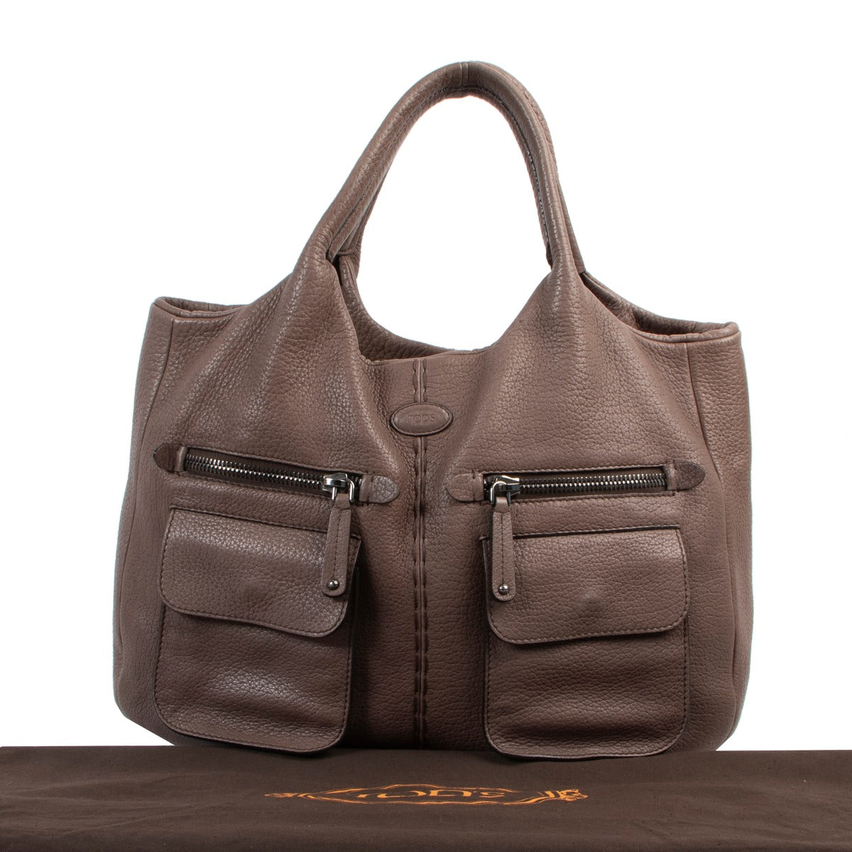 Original vintage Tods Brown Grained Leather Shoulder bag in very good condition for sale on Labellov site for 2nd hand designer bags