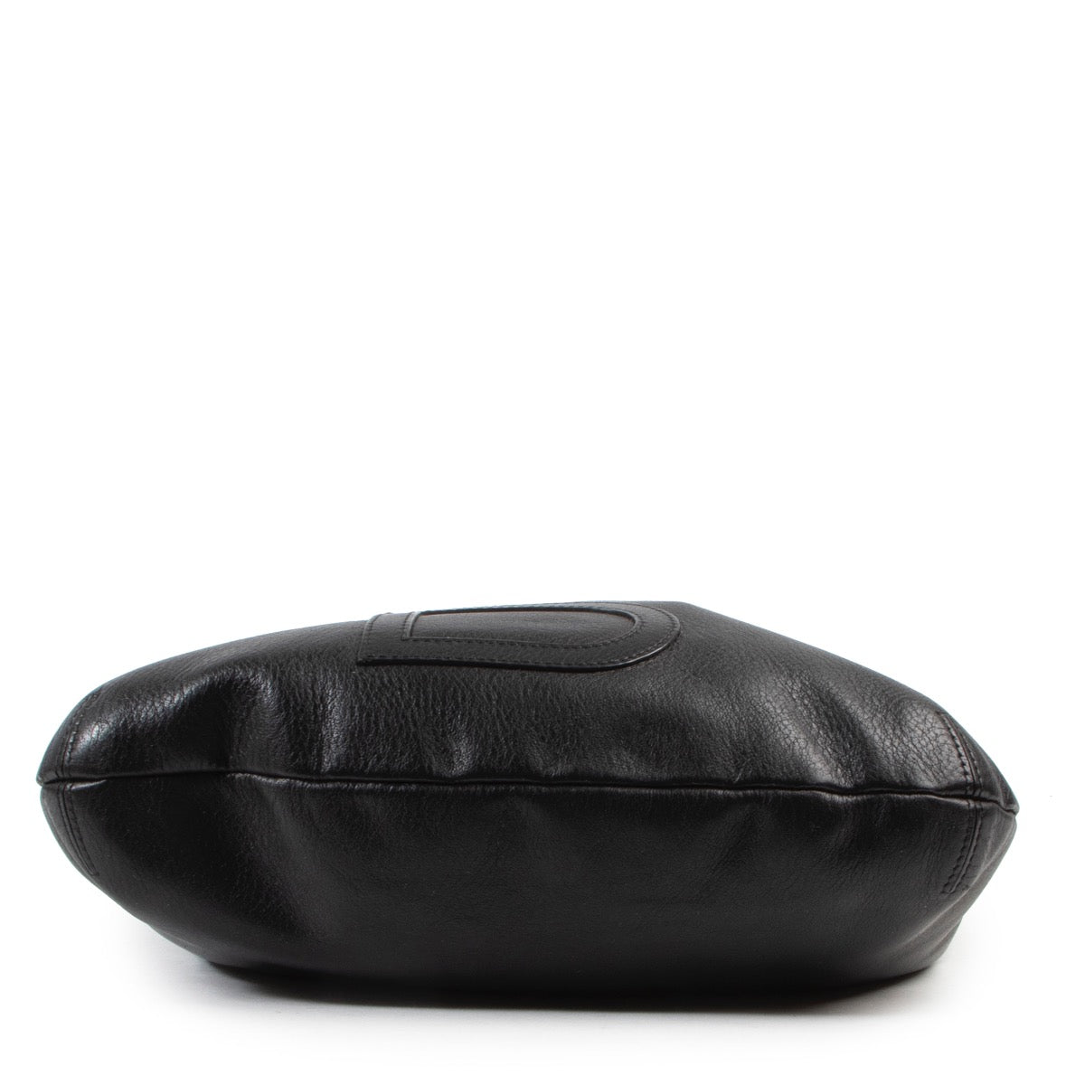 Shop online an authentic Delvaux Black Le Louise PM Shoulderbag at the right price.