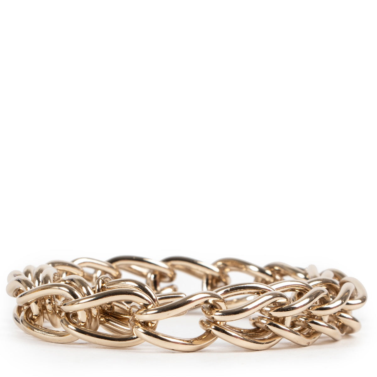 Safely purchase a used one Delvaux Gold Chain Bracelet. Buy online in a reliable way a Delvaux Gold Chain Bracelet. Buy in a safe site and easy way a Delvaux Gold Chain Bracelet