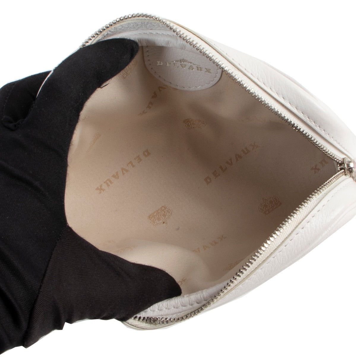 Buy Delvaux White Leather Pouchette reliably.
