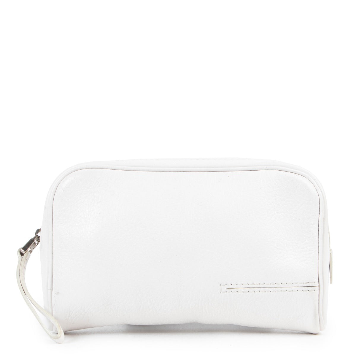 Buy in very good condition a Delvaux White Leather Pouchette