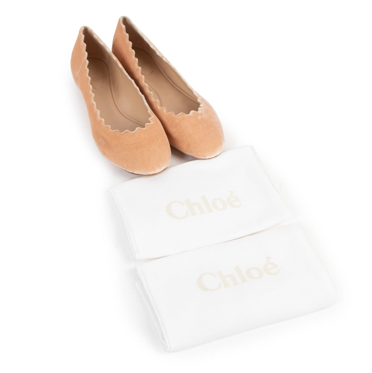 Shop safe online at Labellov in Antwerp this 100% authentic as new Chloe Nude Velvet Ballerina's - Size 36