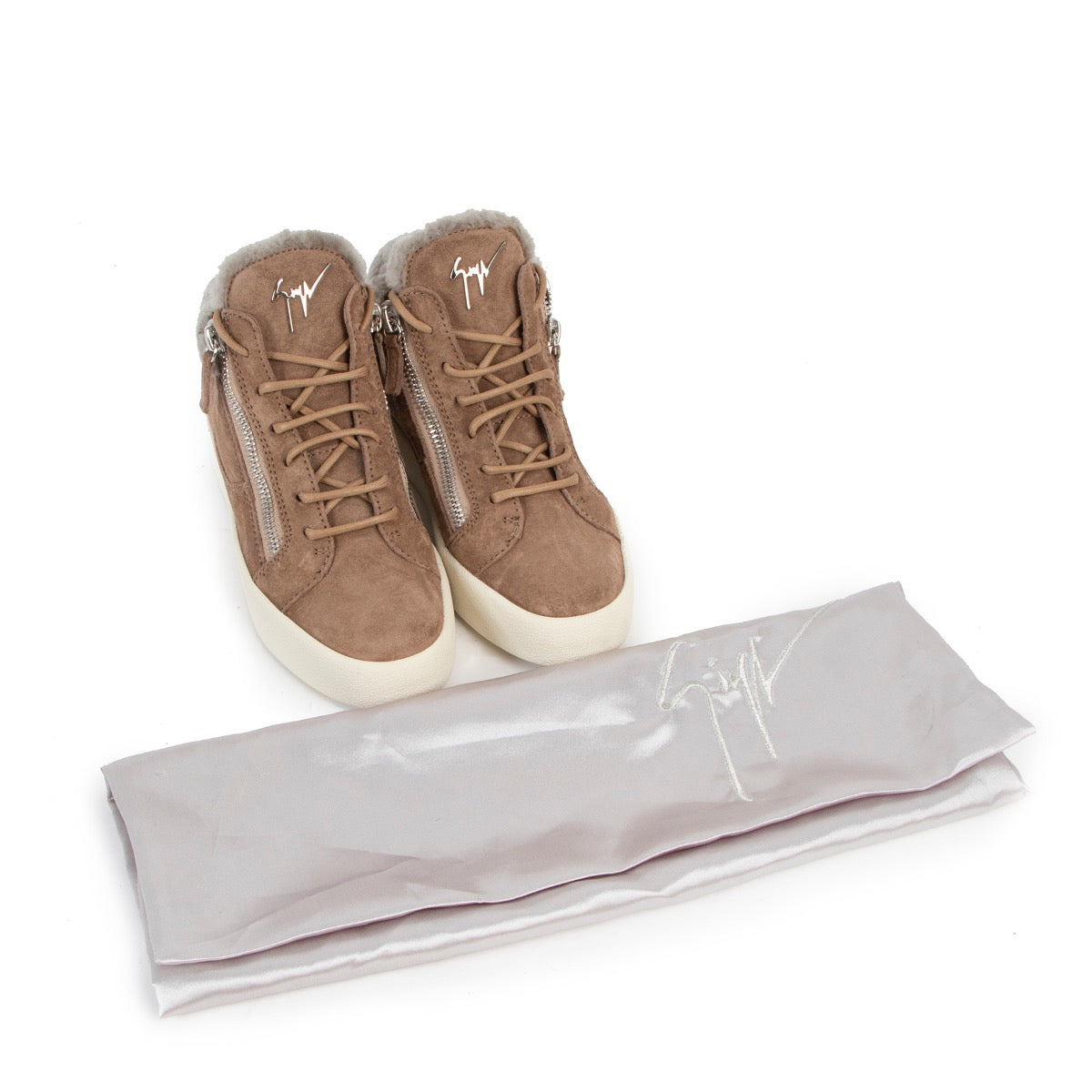 Shop safe online at Labellov in Antwerp these 100% authentic second hand Giuseppe Zanotti Beige Suede Sneakers - Size 36