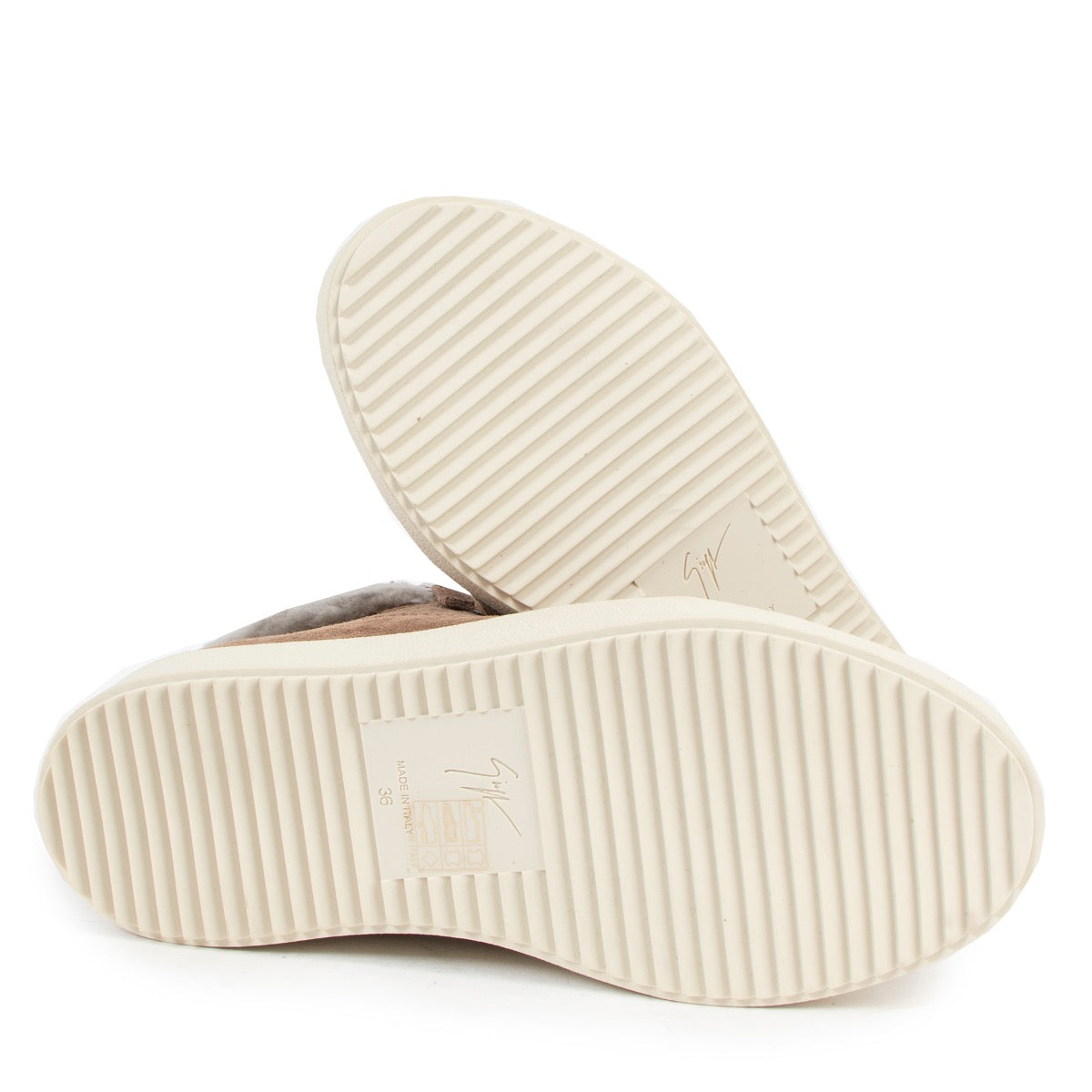 Shop safe online at Labellov in Antwerp these 100% authentic second hand Giuseppe Zanotti Beige Suede Sneakers - Size 36