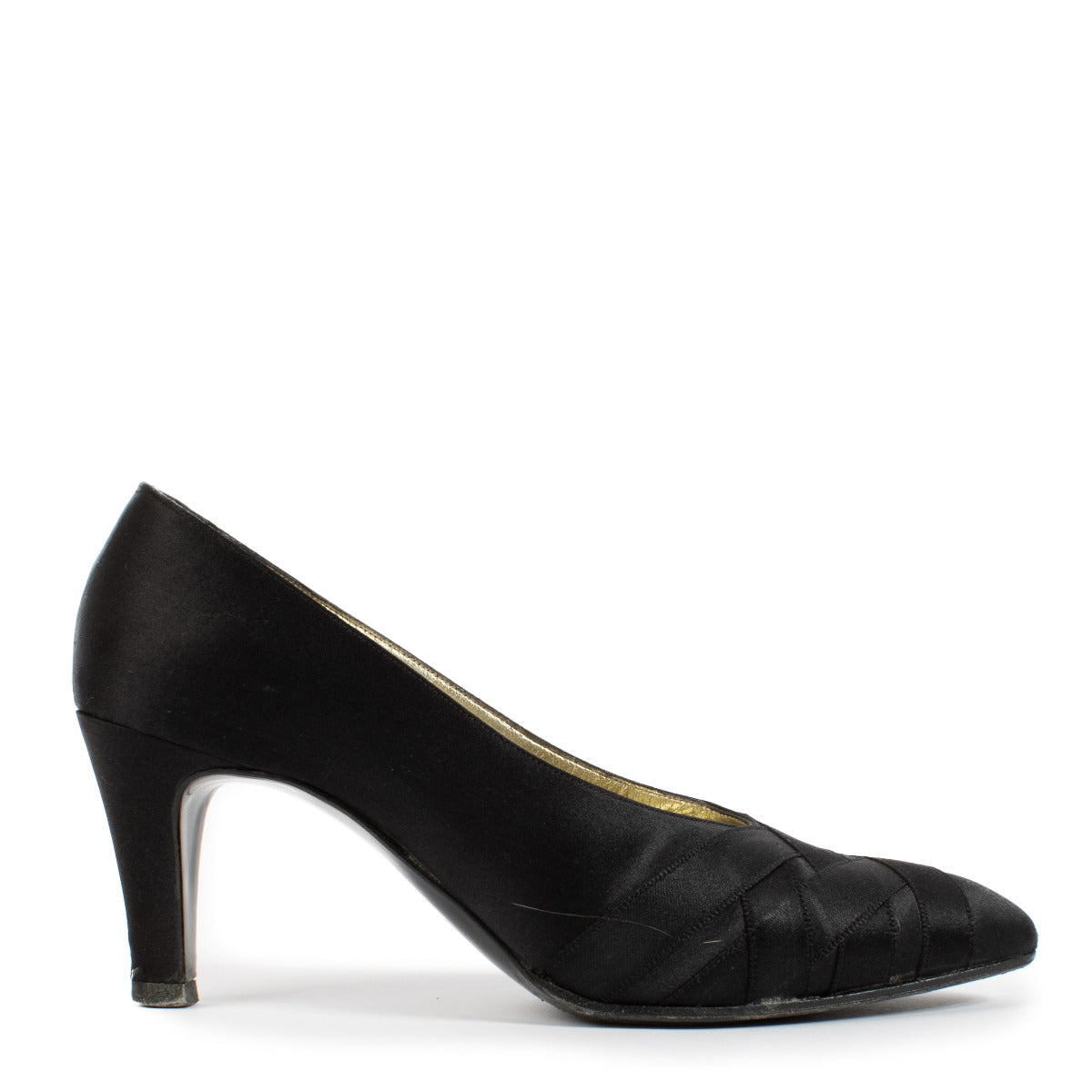 Are you looking for an authentic designer pair of Chanel shoes? Shop and sell at Labellov.