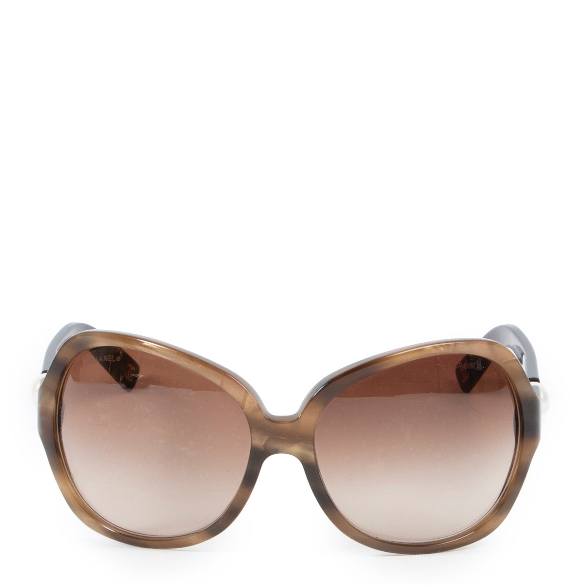 Shop online authentic second hand Chanel Brown Pearl Sunglasses.
