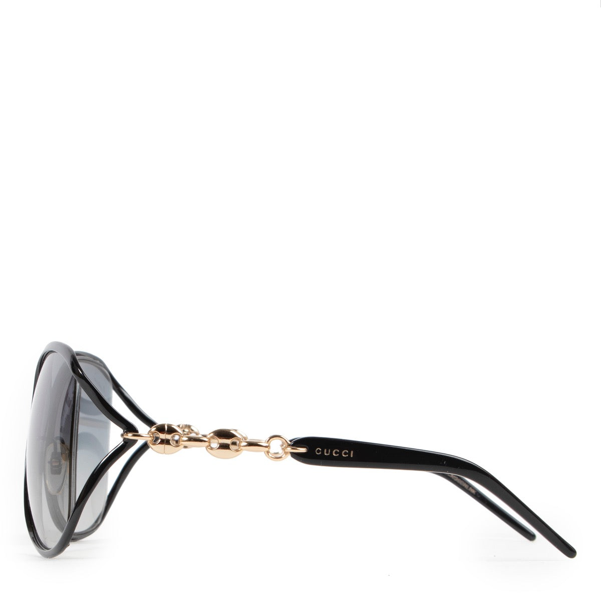 Achetez en ligne second main lunette Gucci en noir.