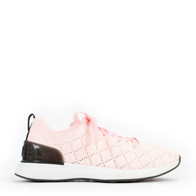 Buy online authentic second hand Chanel pink mixed fiber quilted sneakers in very good condition at Labellov in Antwerp.
