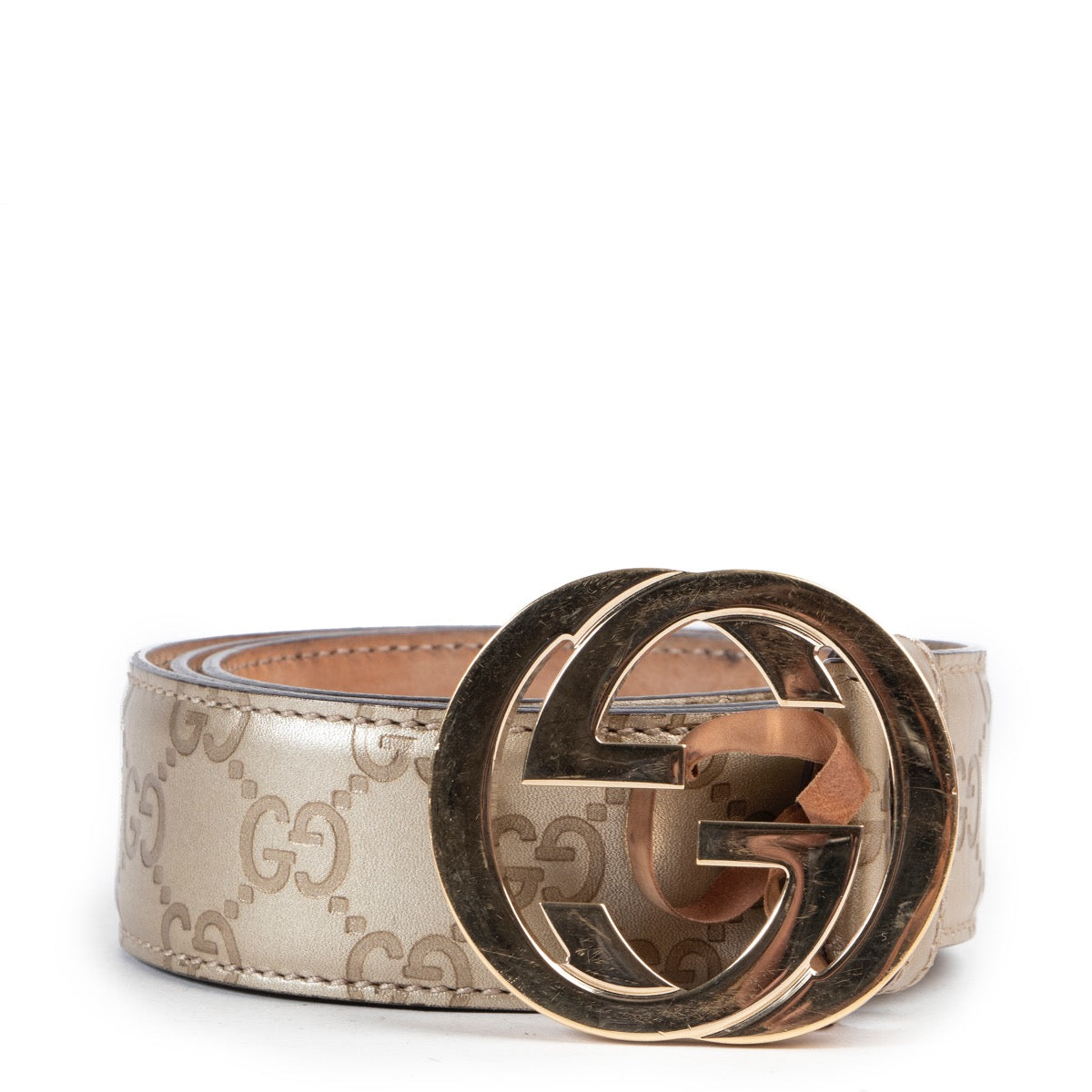 Buy authentic secondhand Gucci belts at Labellov vintage fashion webshop for the lowest price. Koop authentieke tweedehands Gucci ceintures bij Labellov vintage mode webshop aan de laagste prijs.