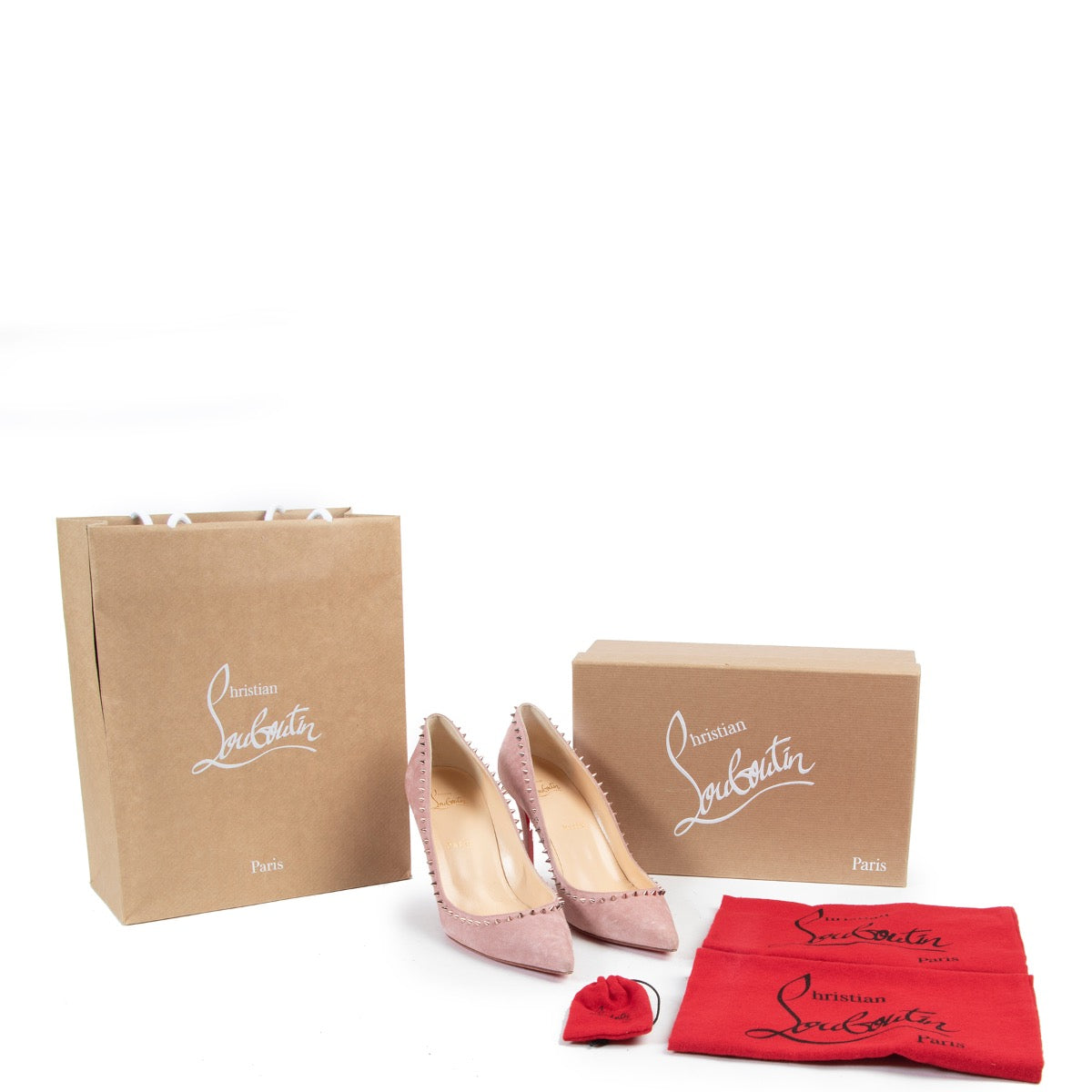 Online kopen van authentieke Christian Louboutin roze suede studded anjalina pumps in maat 40 in zeer goede conditie.