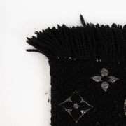 Shop this 100% authentic Louis Vuitton Black Logomania Scarf at Labellov.com
