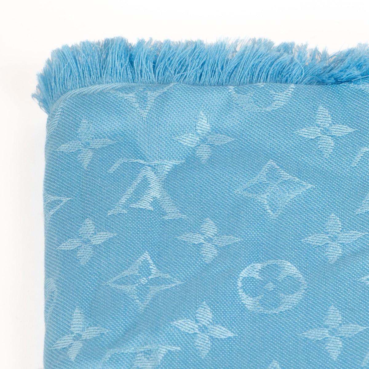Authentic pre-loved Louis Vuitton Blue Cyan Monogram Classic Scarf on Labellov.com
